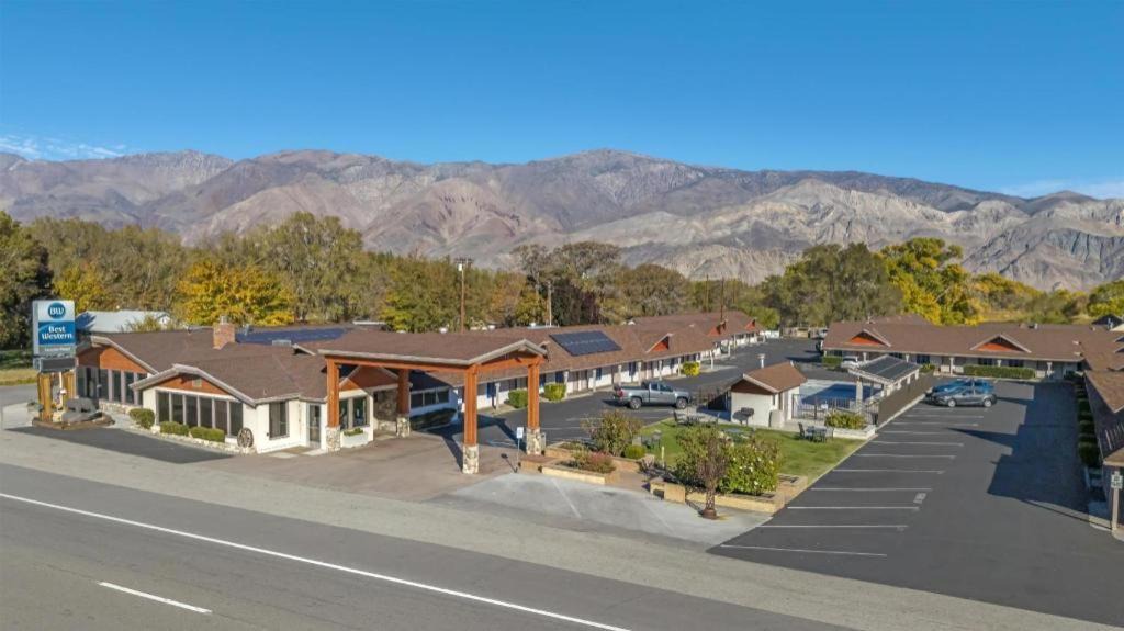 Photo of Others in Lone Pine