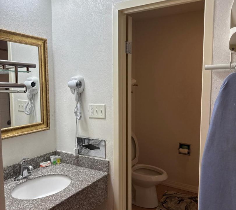 Photo of Bathroom in Manning
