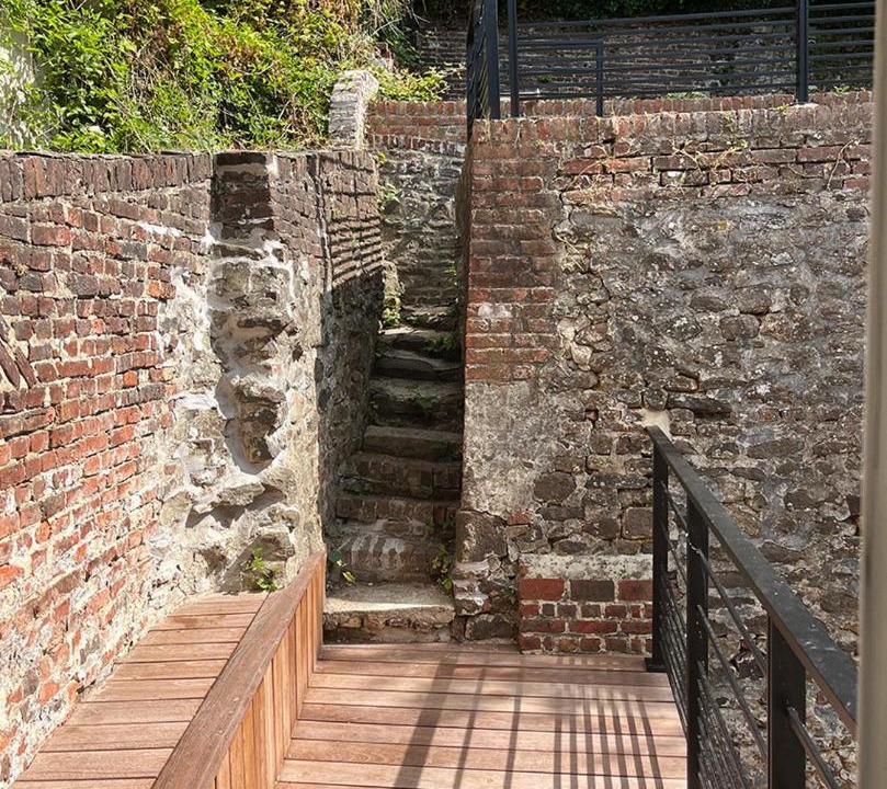 Photo of Others in Cassel