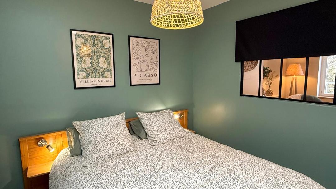 Photo of Bedroom in Montmerle-sur-Saone