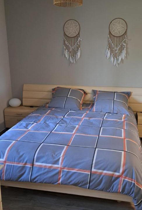 Photo of Bedroom in Tours-sur-Marne