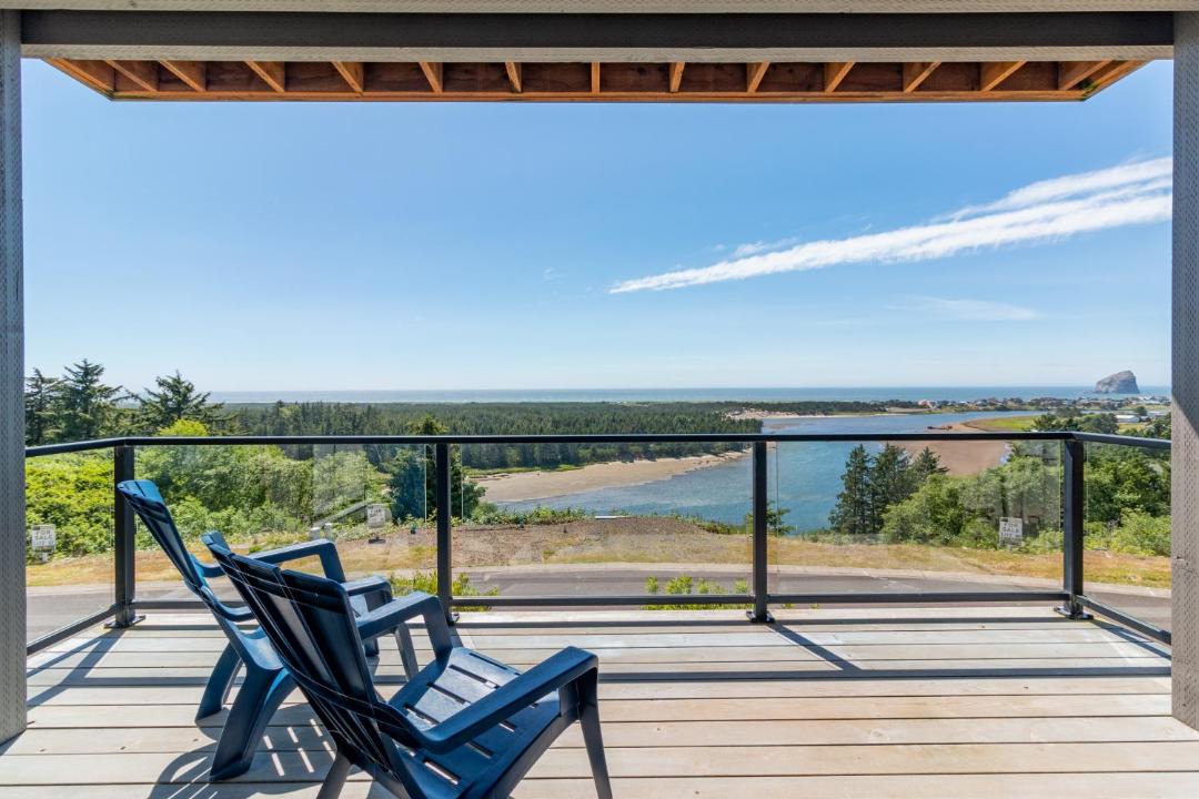 Photo of Patio Balcony in Pacific City