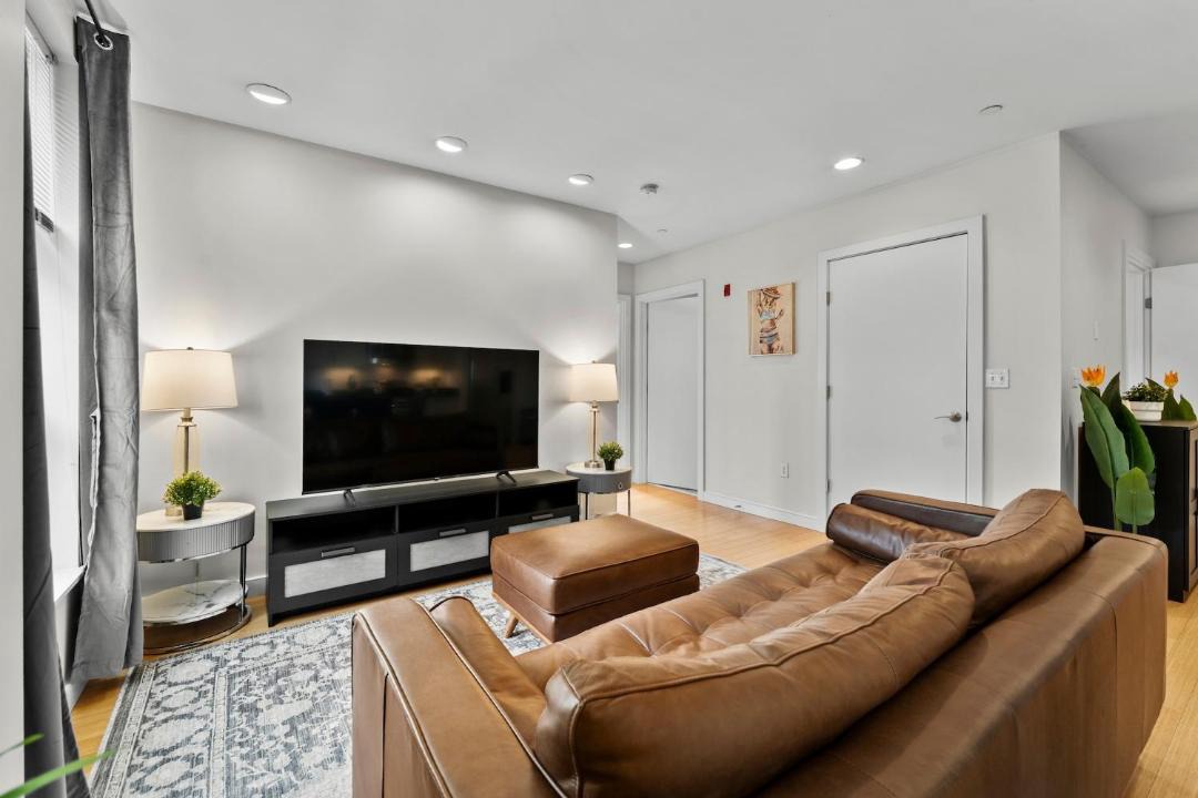 Photo of Livingroom in South of Washington