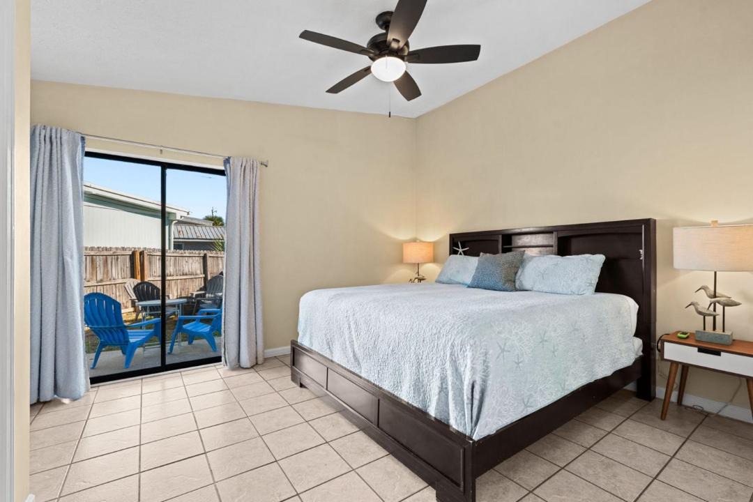 Photo of Bedroom in Crescent Beach