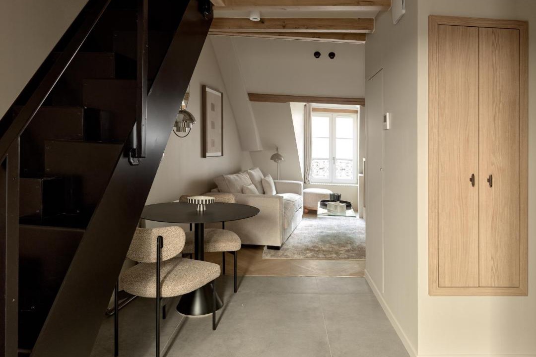 Photo of Others in Marais