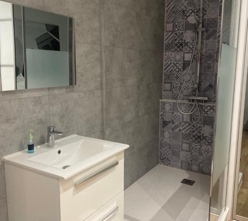 Photo of Bathroom in Soussans