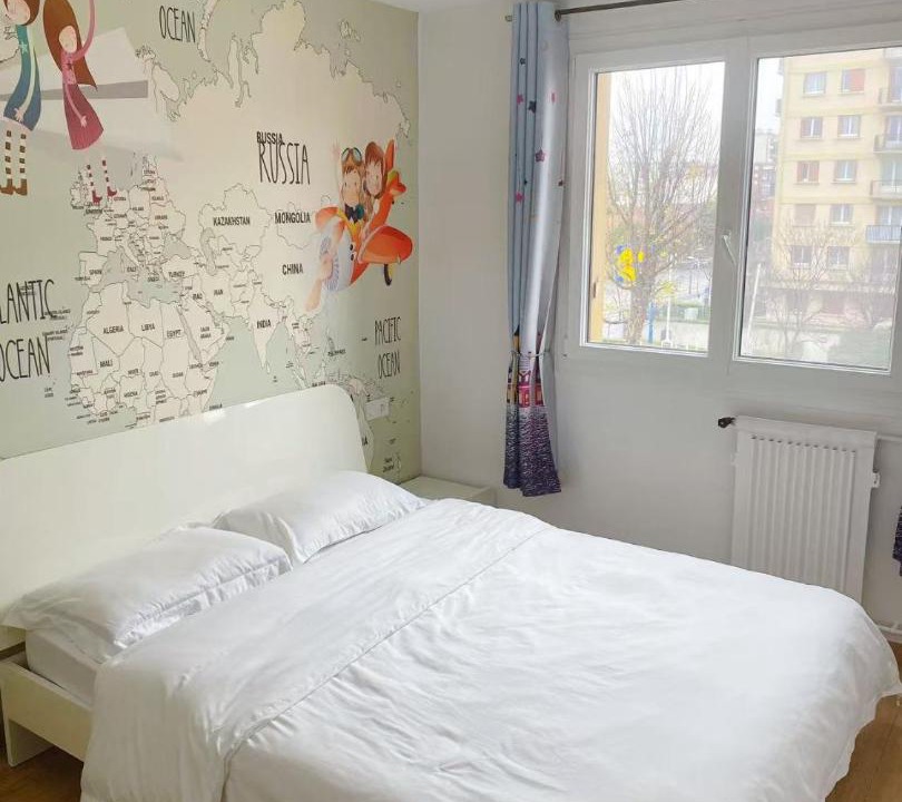 Photo of Others in Chatillon