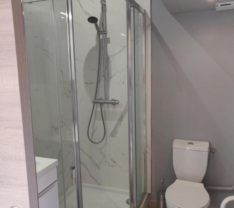 Photo of Bathroom in Lumbin