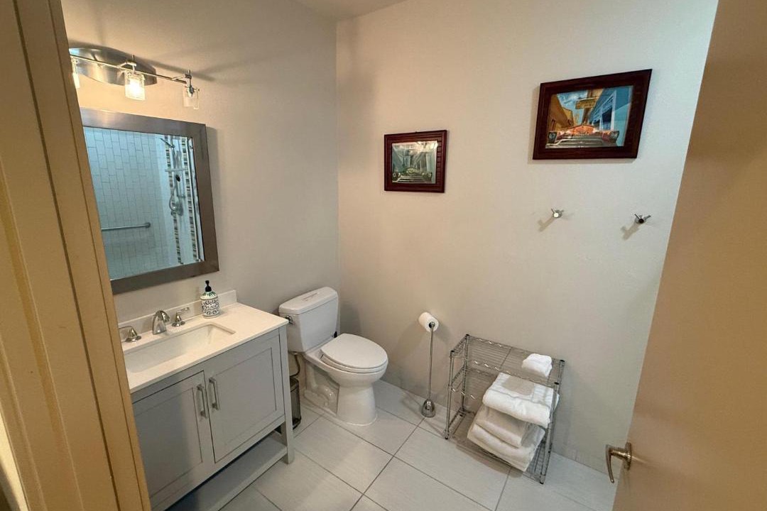 Photo of Bathroom in Parkdale