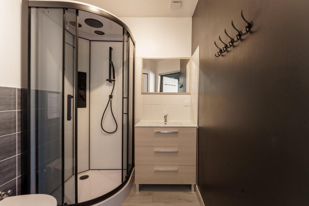 Photo of Bathroom in Rousson