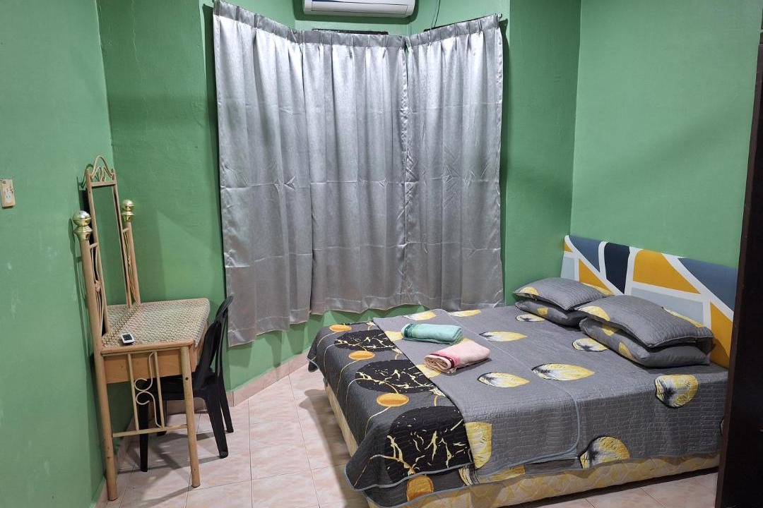 Photo of Bedroom in Paka