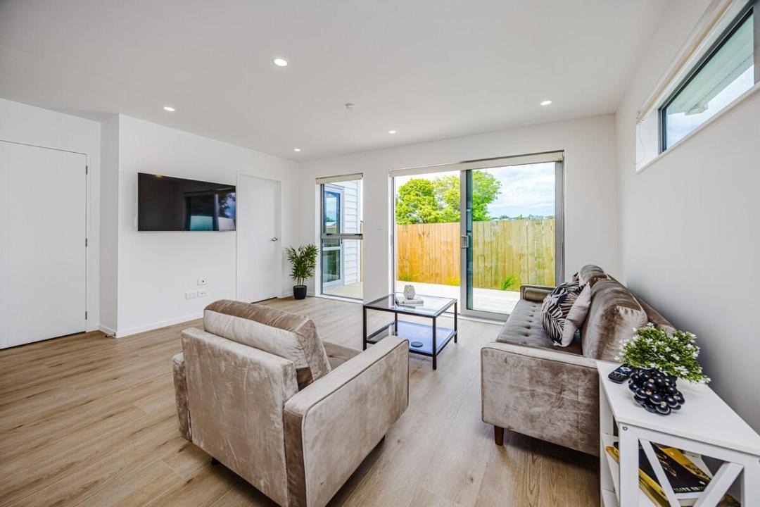 Photo of Others in Mount Roskill