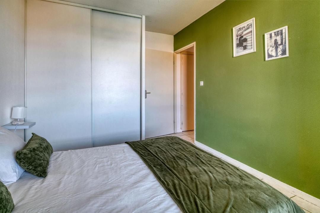 Photo of Bedroom in Saint - Martin - du - Touch
