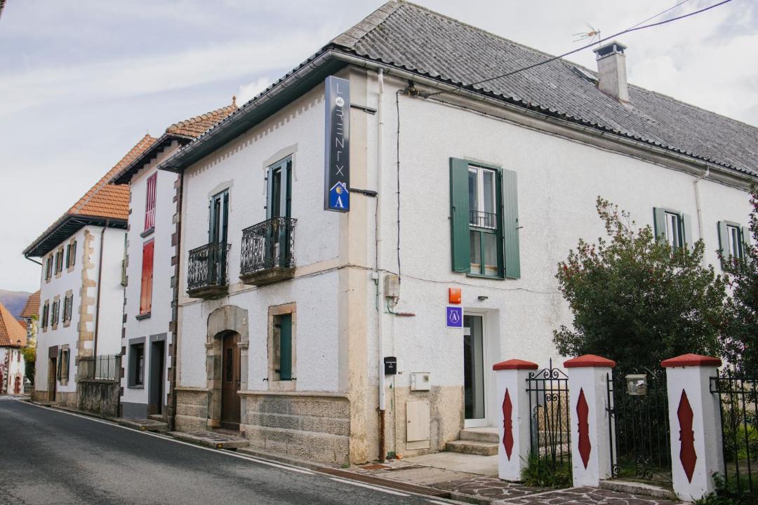 Photo of Others in Burguete