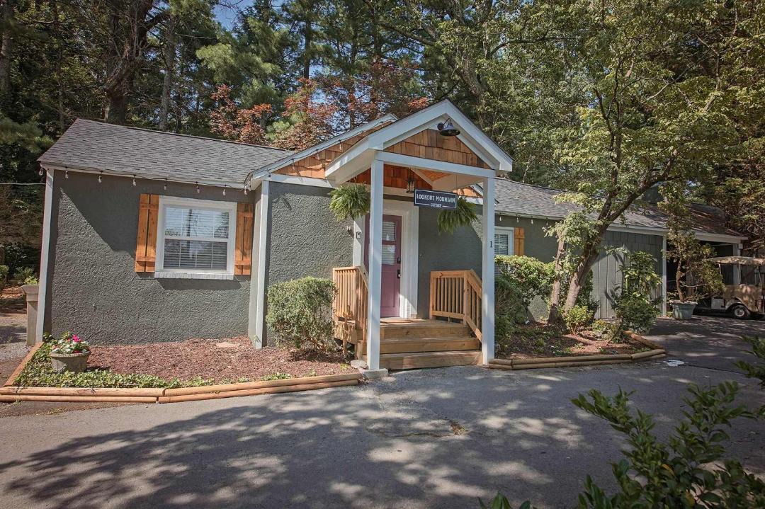 Photo of Others in Lookout Mountain