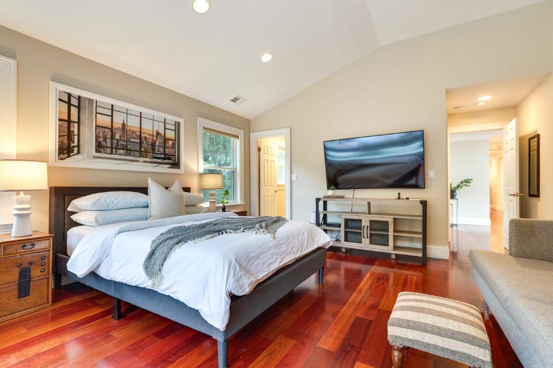 Photo of Bedroom in Briarcliff Manor