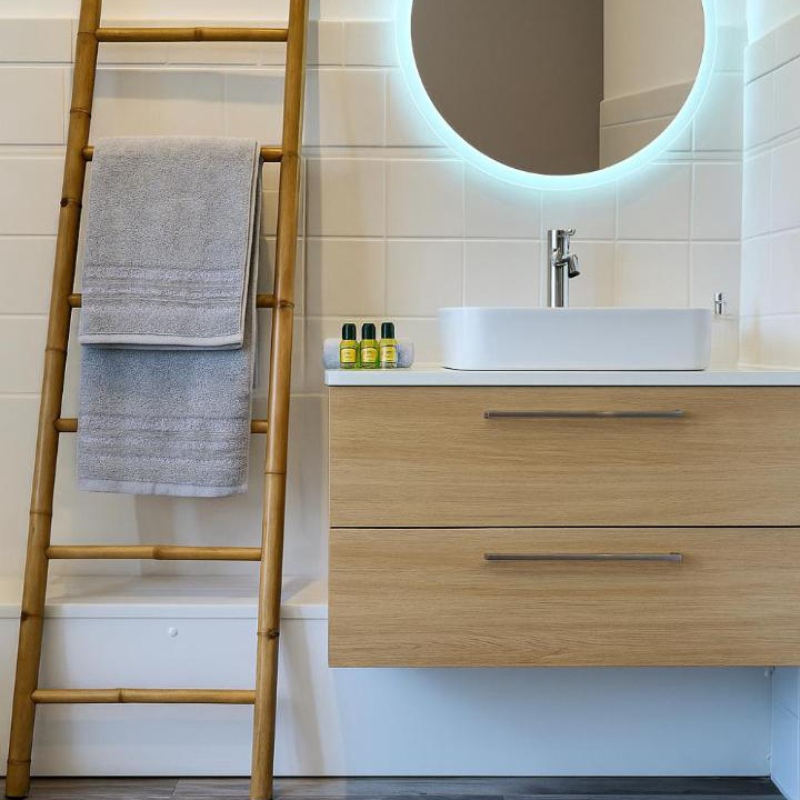 Photo of Bathroom in Carvin