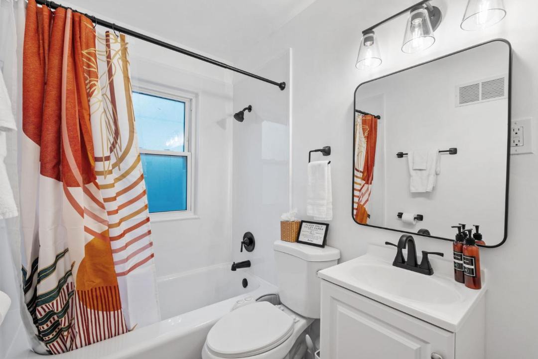 Photo of Bathroom in Whittier