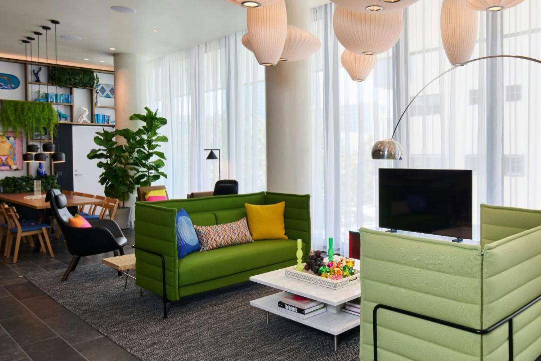 Photo of Livingroom in West Avenue