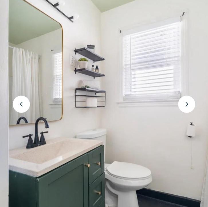 Photo of Bathroom in University District