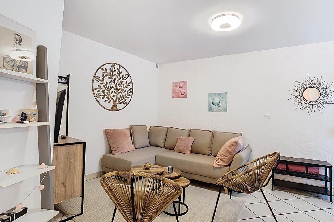 Photo of Livingroom in La Buisse