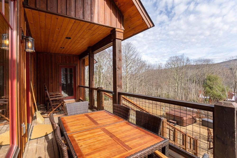Photo of Patio Balcony in Elk Park