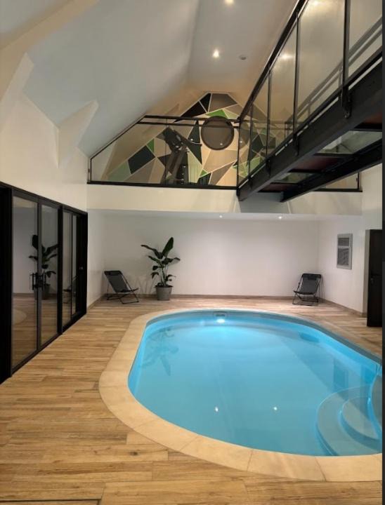 Photo of Others in Oisseau