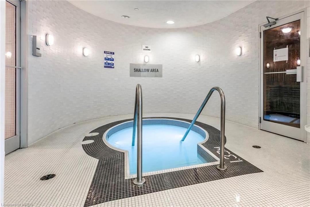 Photo of Bathroom in Toronto Entertainment District