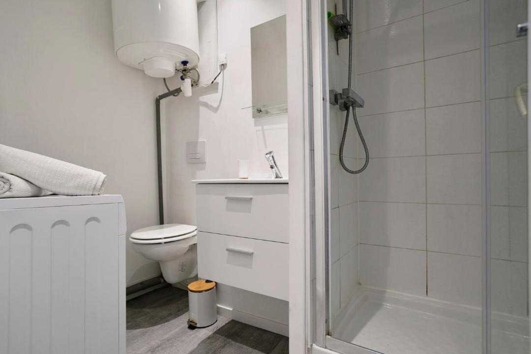 Photo of Others in Carvin