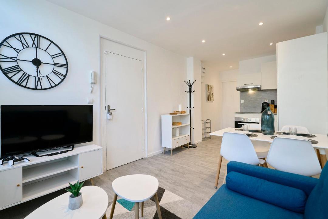 Photo of Others in Carvin