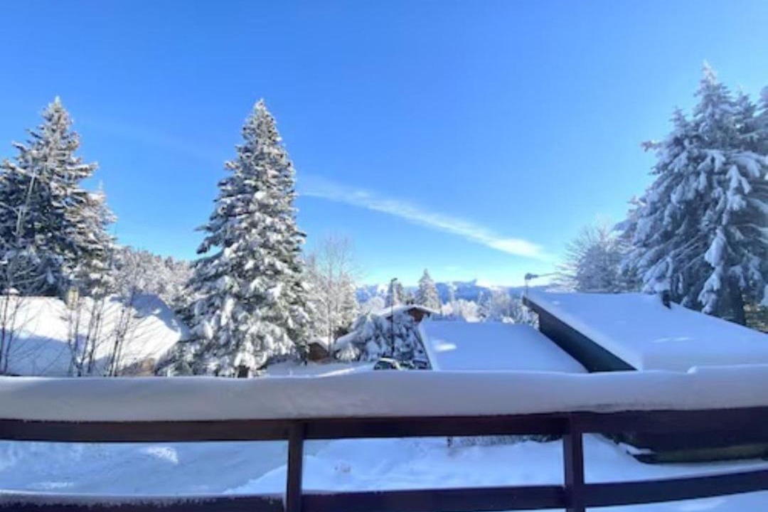 Photo of Others in Pugny-Chatenod