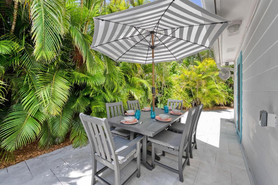 Photo of Patio Balcony in Bay Isle