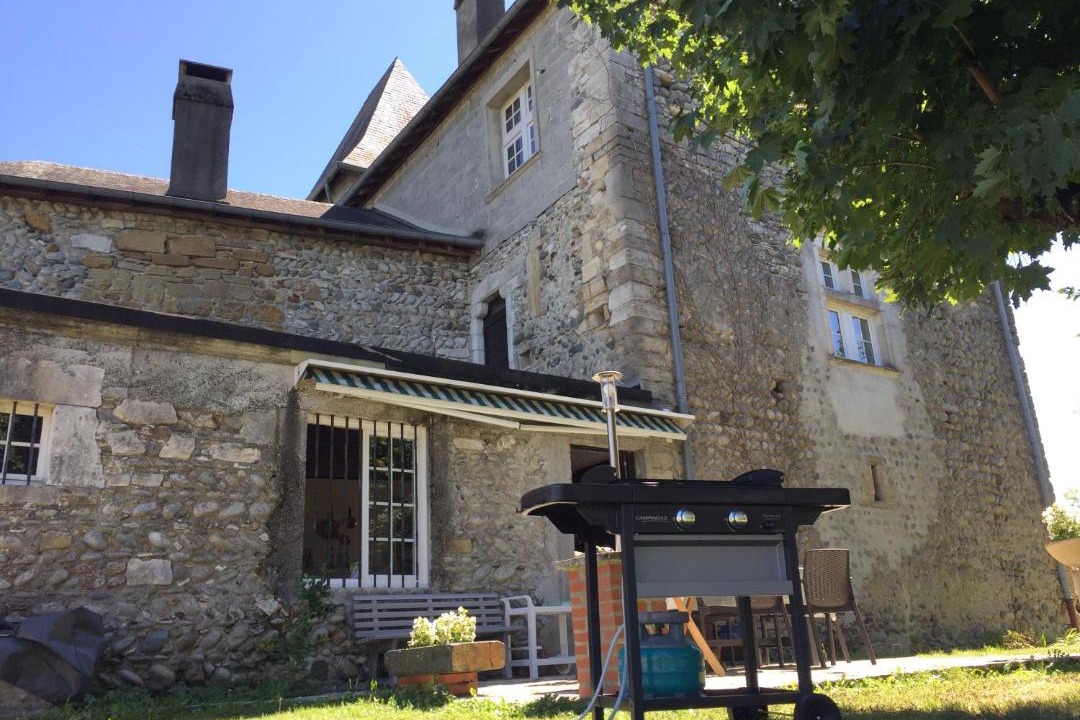 Photo of Buildings in Saint-Abit