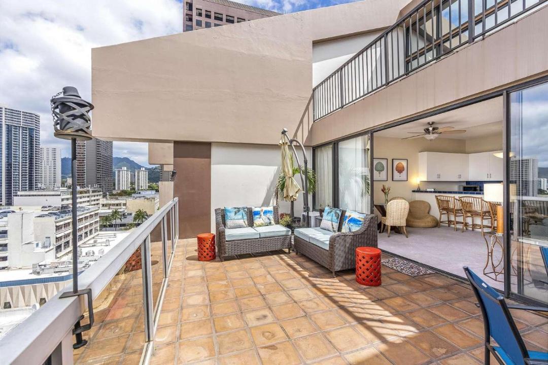 Photo of Patio Balcony in Downtown Honolulu
