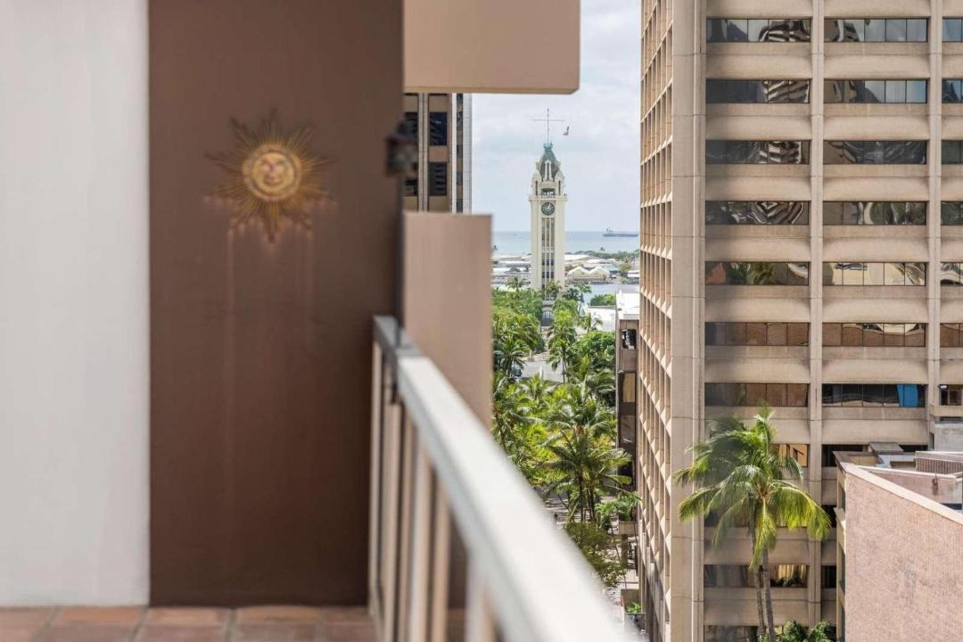 Photo of Others in Downtown Honolulu