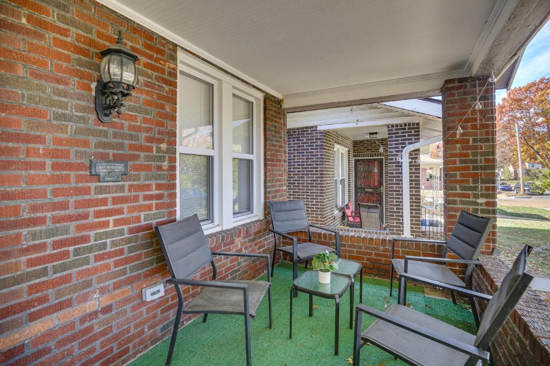 Photo of Patio Balcony in University City