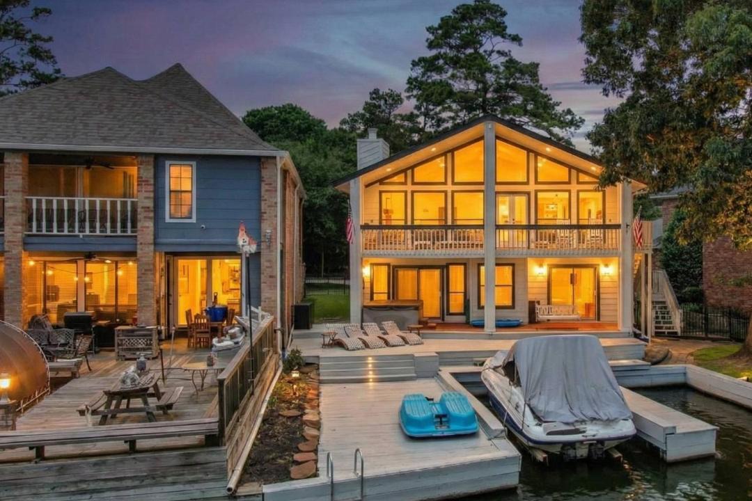 Photo of Others in Walden on Lake Conroe