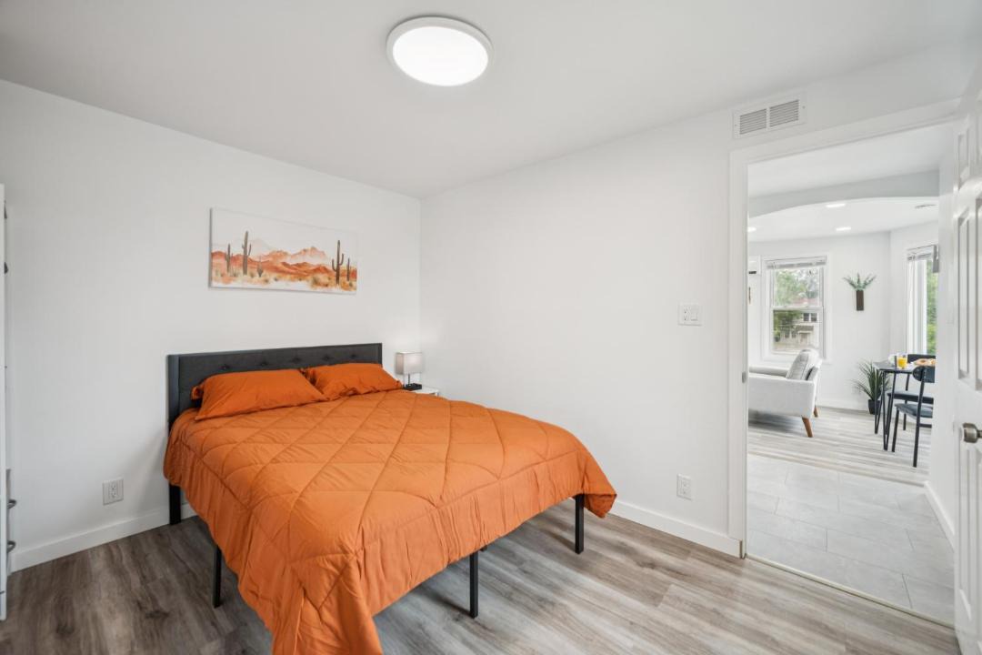 Photo of Bedroom in River Rouge
