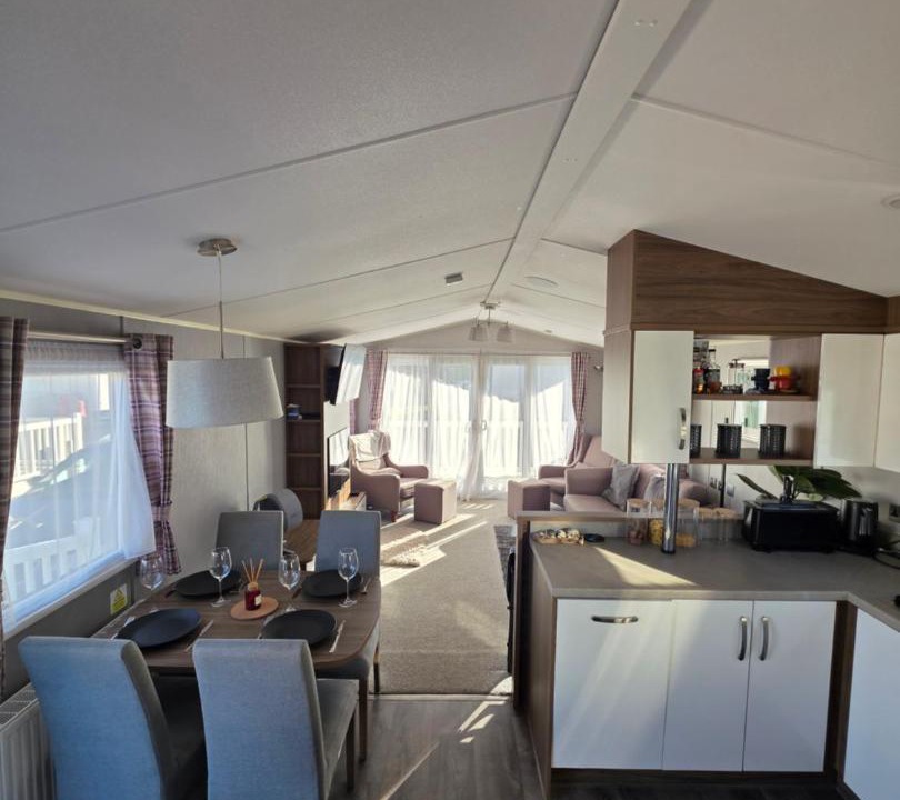 Photo of Others in Par