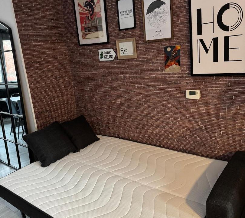 Photo of Others in Calais