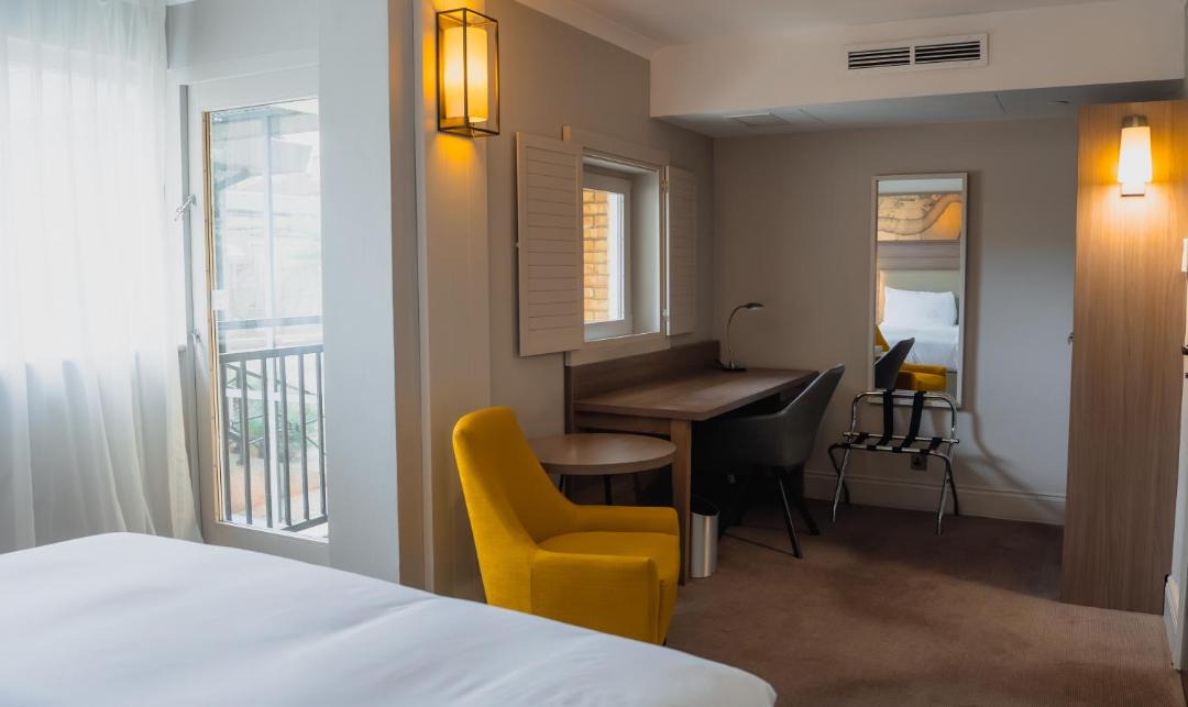 Photo of Bedroom in Surrey Docks