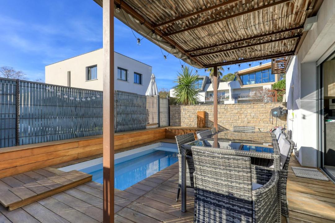 Photo of Patio Balcony in Jacou