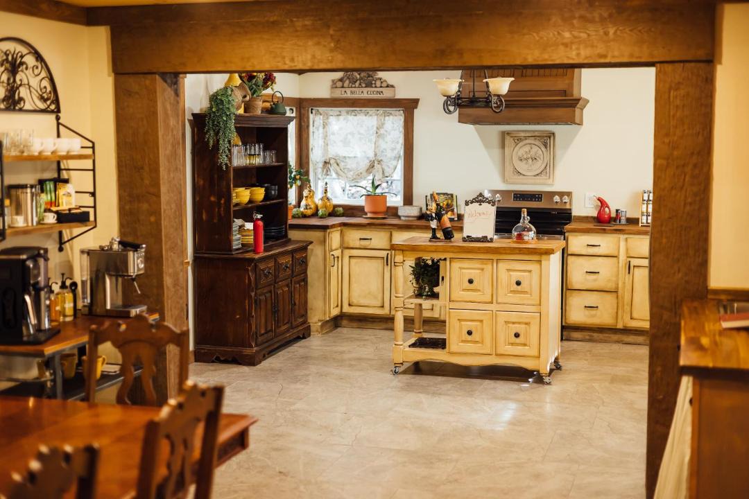Photo of Kitchen in Dahlonega