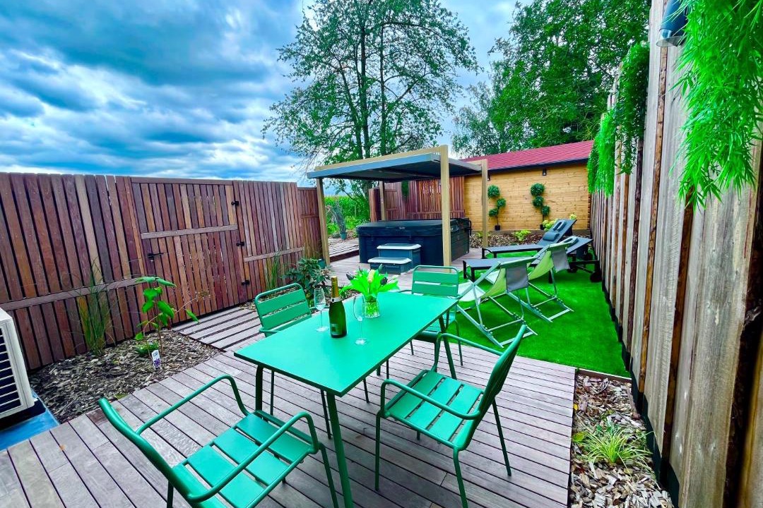 Photo of Others in Ennevelin