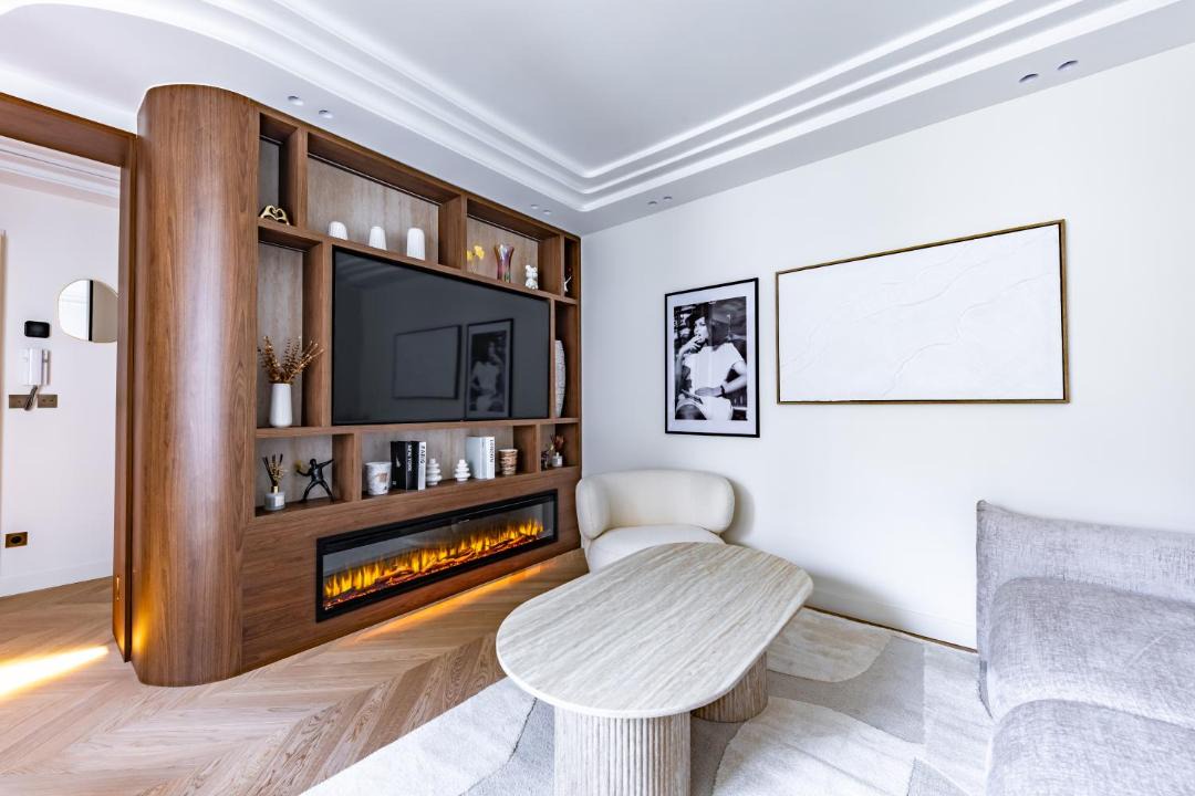 Photo of Others in Neuilly-sur-Seine