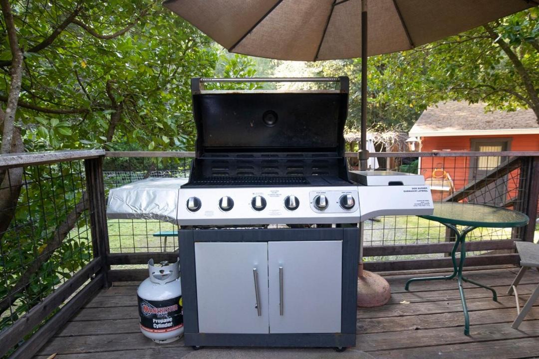 Photo of Others in Occidental