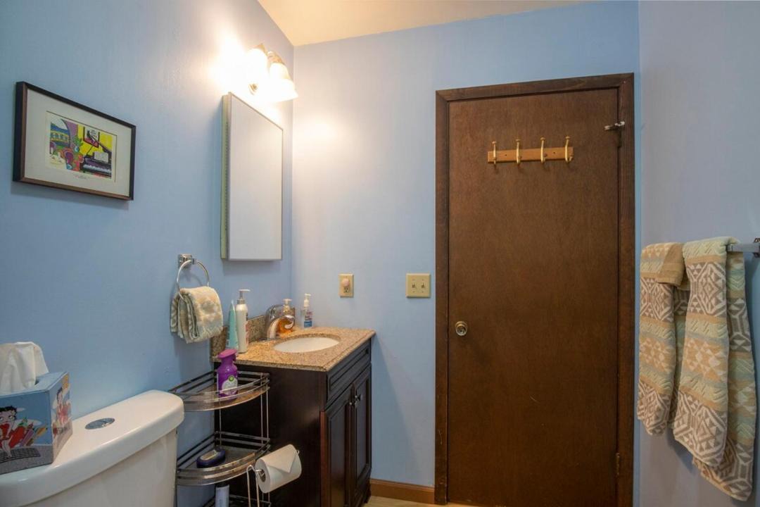 Photo of Bathroom in Occidental