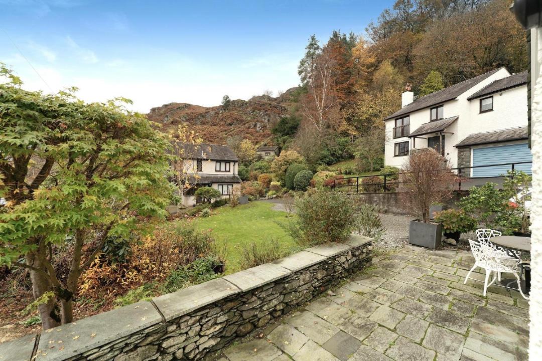 Photo of Others in Chapel Stile