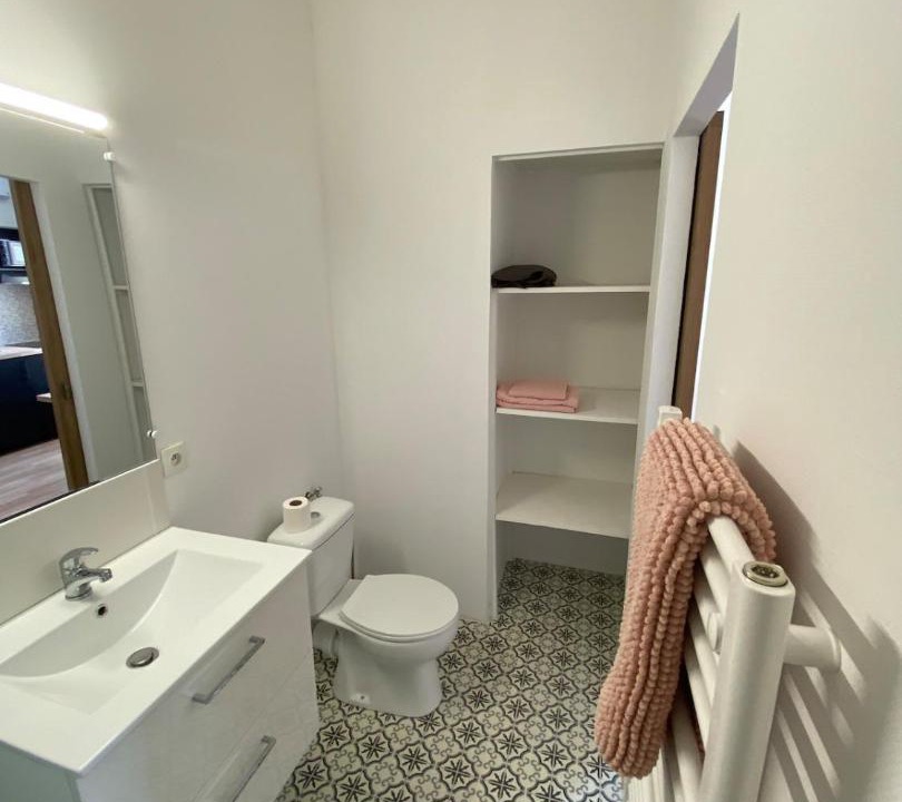 Photo of Bathroom in Valence