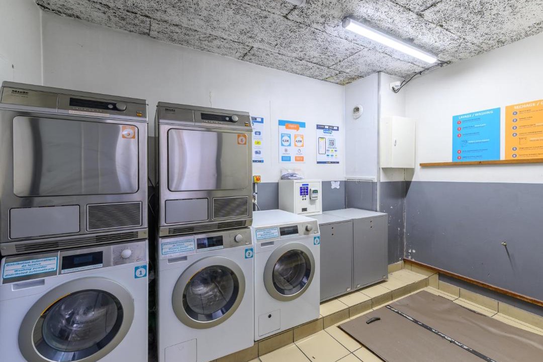 Photo of Others in Pantin